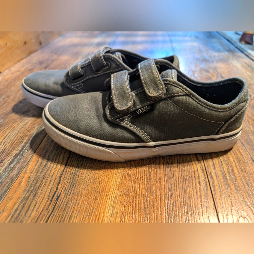 Boys Vans size 3